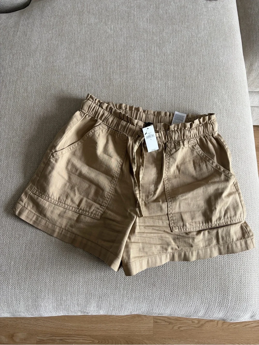 Banana Republic Beige Khaki linen Shorts